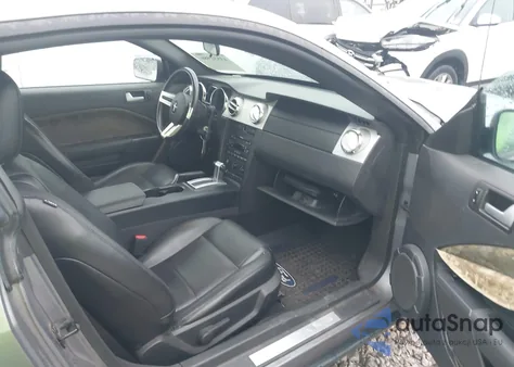 2007 Ford Mustang V6 Deluxe/V6 Premium from USA, damaged, VIN 1ZVHT80N875216497